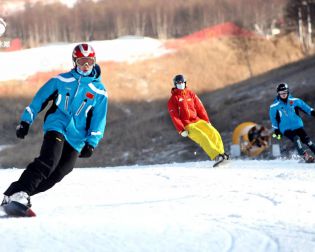 兒童滑雪場建設