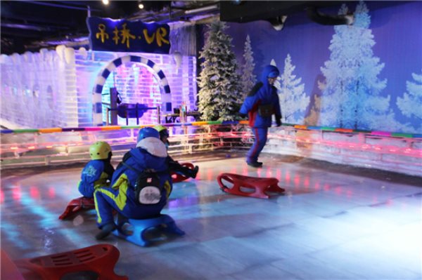 金水路未來路冰雪城堡